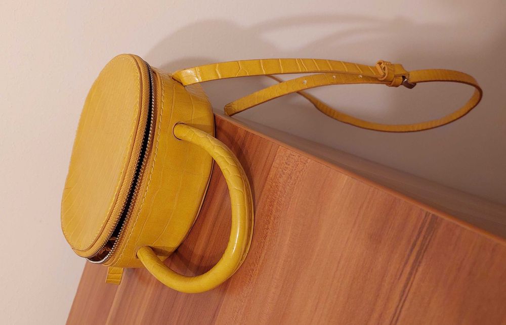 OKAZIE ZARA Women Bag Simple Fashion Yellow Round New Shoulder Mini Messenger Bag Geanta umar dama De la 150 euro in magazin