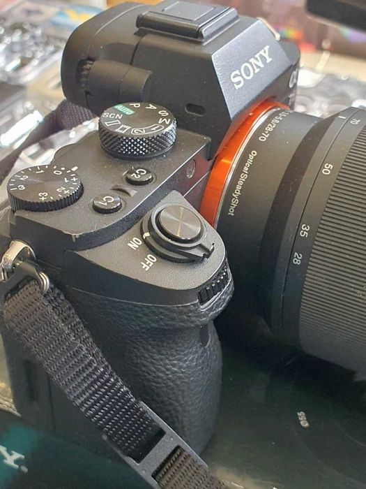 Sony A7 II + Sony 28-70