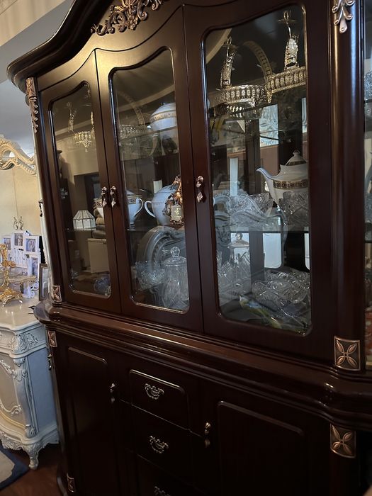 Сервант для посуды