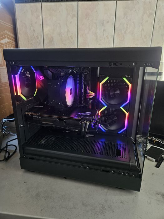 Unitate PC Gaming Ryzen 5 5600 video 11GB GTX 1080TI 16GB DDR4 M2