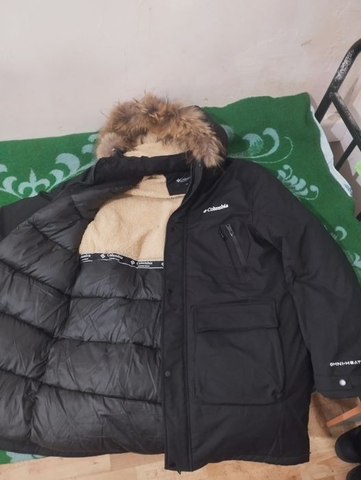 Продам зимнюю куртку