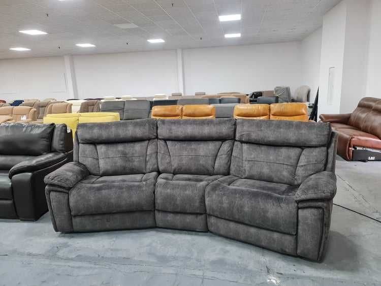 ПРОМОЦИЯ!!! Извит тъмно сив диван от плат с  релаксиращ механизъм