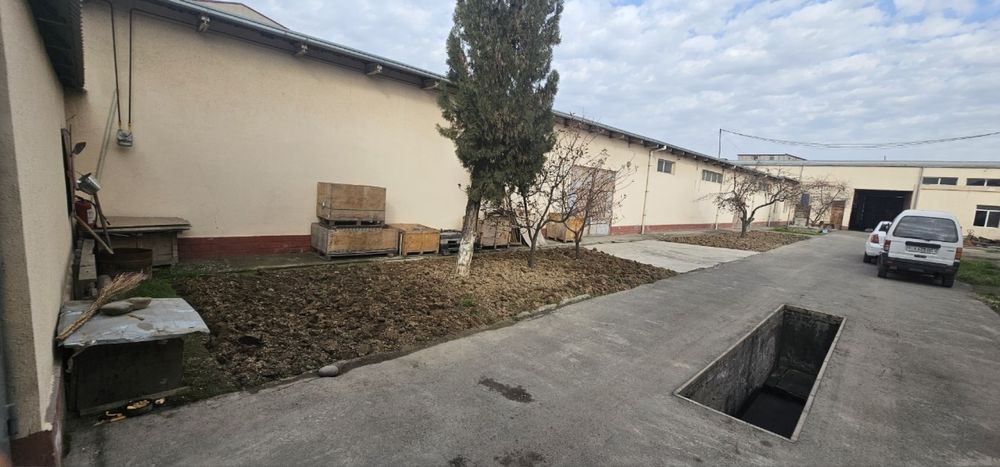 Продается 23 соток на трассе 5км до фуд сити Иик ота с арендатором