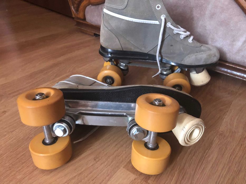 Role Shadow 4 roti Colectie Piele  (Roller Skates)   Anii 80