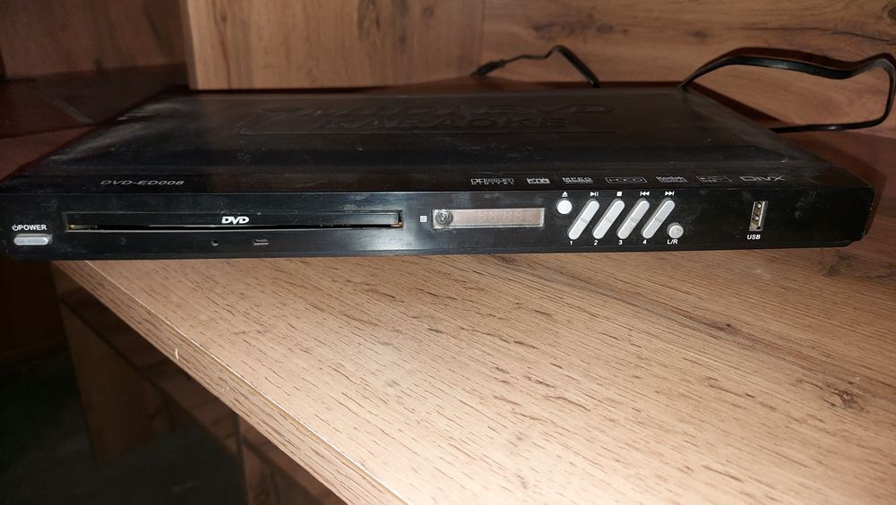 Продам DVD-проигрыватель