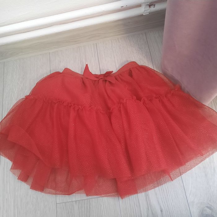 4fuste și o jacheta fetita