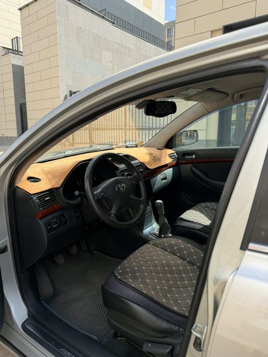 Продам тойота авенсис.