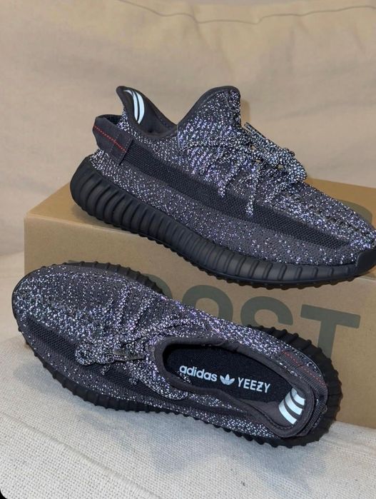Vând Adidas yeezy