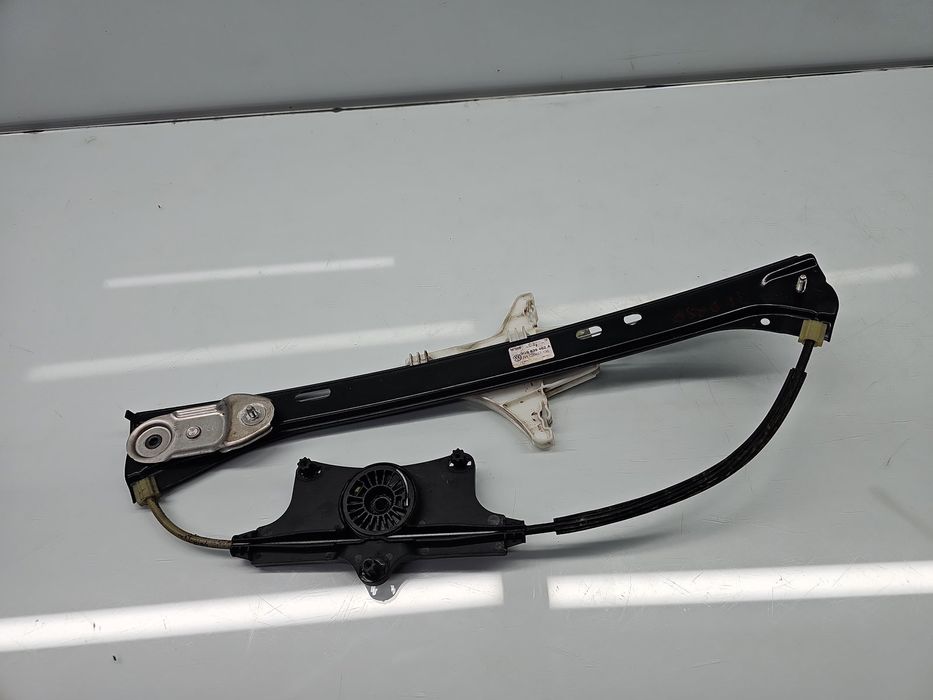 Macara electrica geam dreapta spate Volkswagen Passat B8 Variant (3G5)