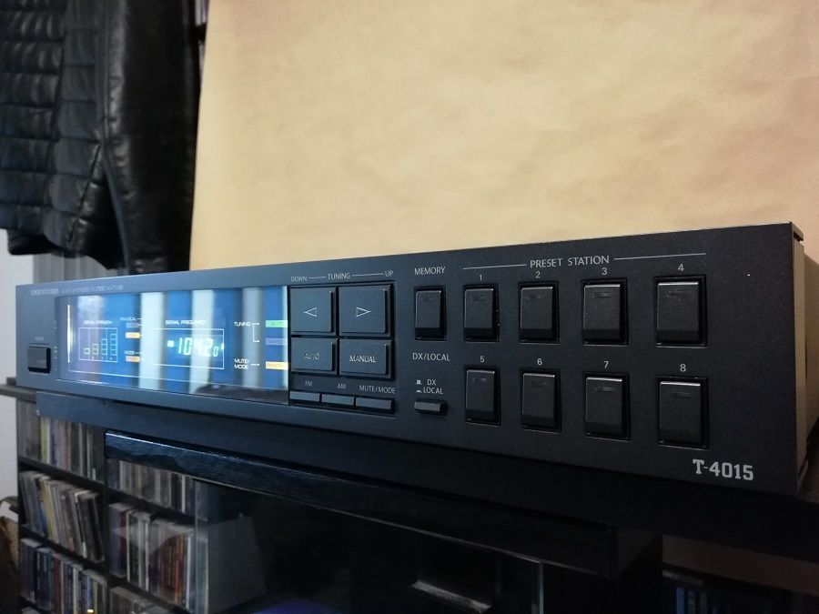 Tuner ONKYO INTEGRA T-4015 - Quartz FM Stereo - Made in Japan/Impecabi