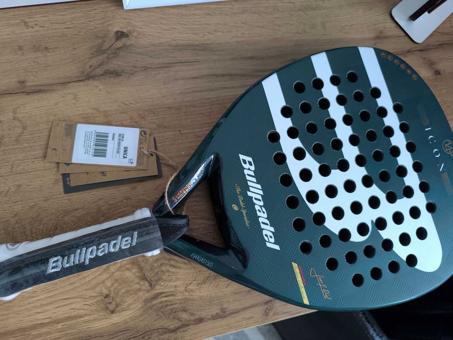 Paleta Padel Bullpadel
