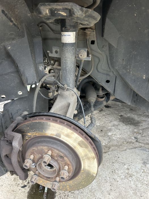 Fuzetă stânga față Renault Kadjar