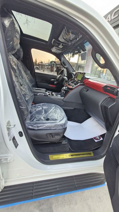 Toyota LahdÌ Cruier vx японка 300 3.5 L twin turbo 2024йил фул пазитси