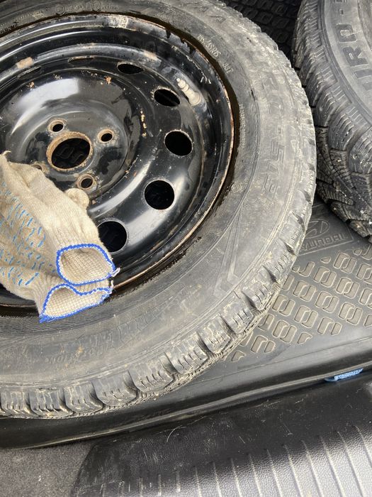 Продам зимный резина с дисками