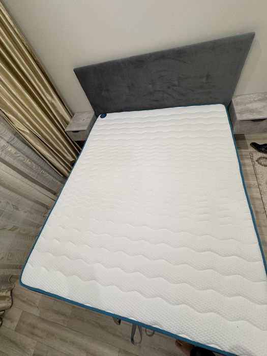 Продам кровать с матрасом