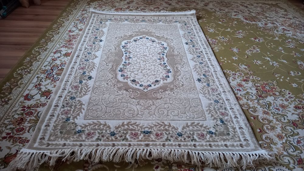 Продам ковер 100×150 прикроватную
