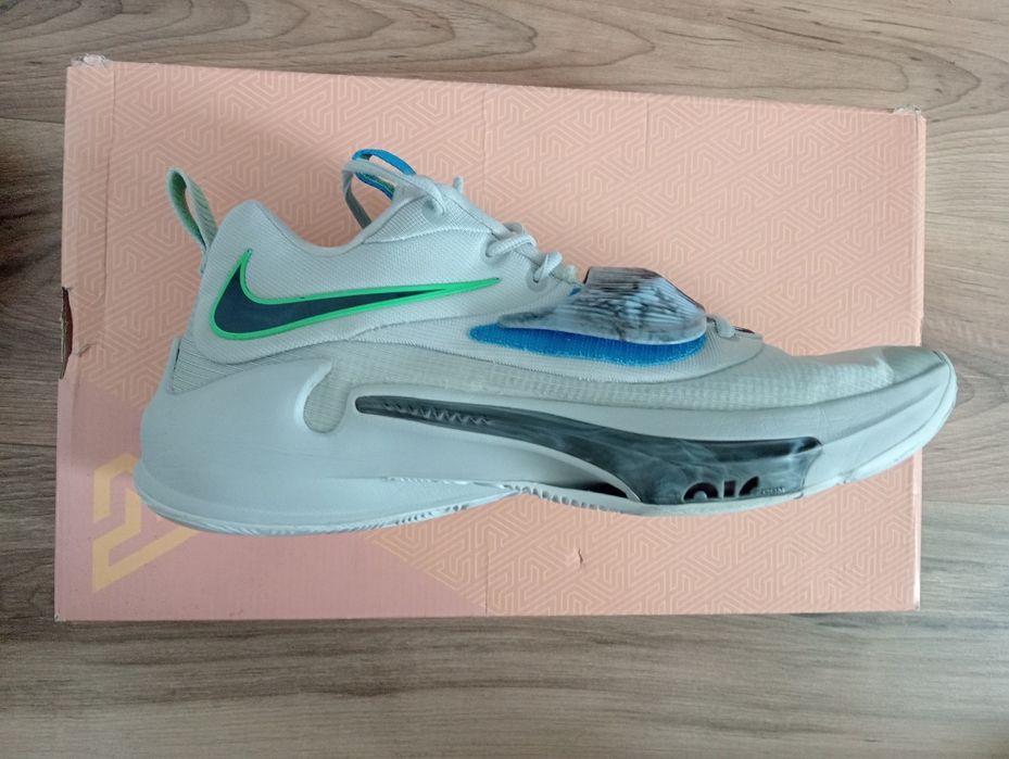 Nike zoom freak 3