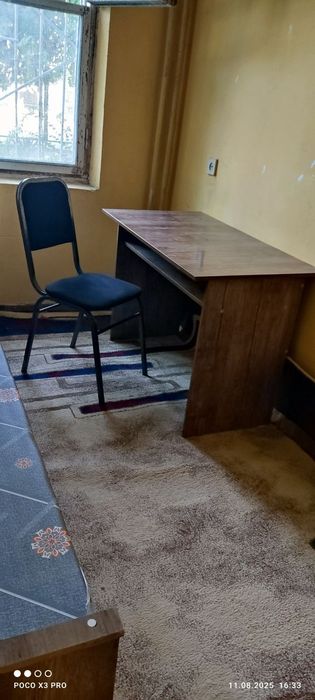 Стол, стул иккаласи бирга сотилади