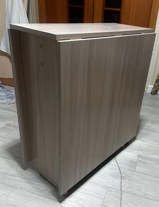 Стол книжка новая