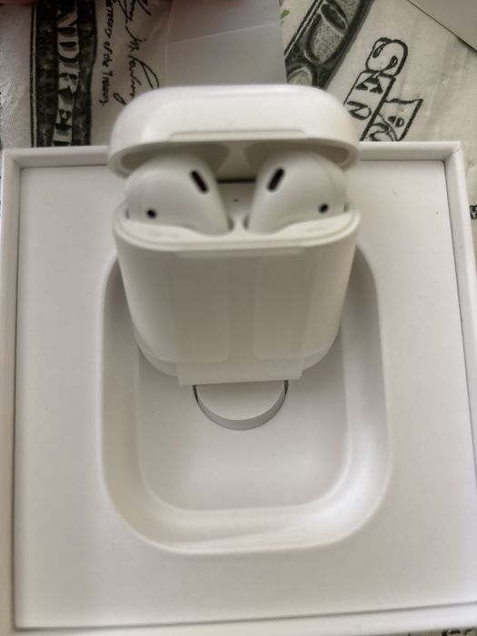 Наушкики airpods 2
