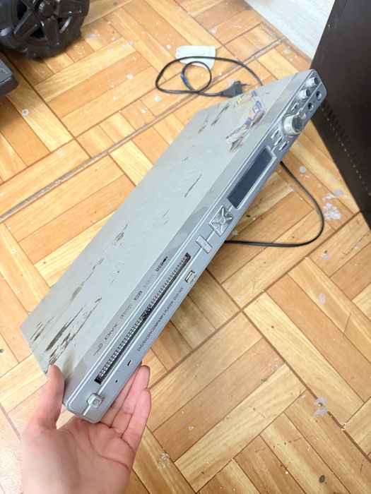 Блок, акустика, клавиатура, плеер