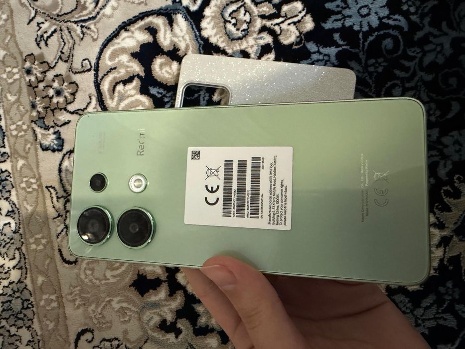 Телефон Redmi Note 13