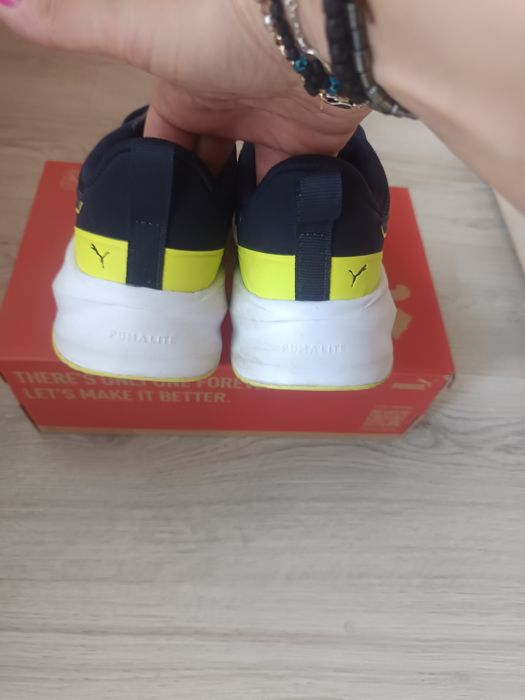 Маратонки Puma 37,5см