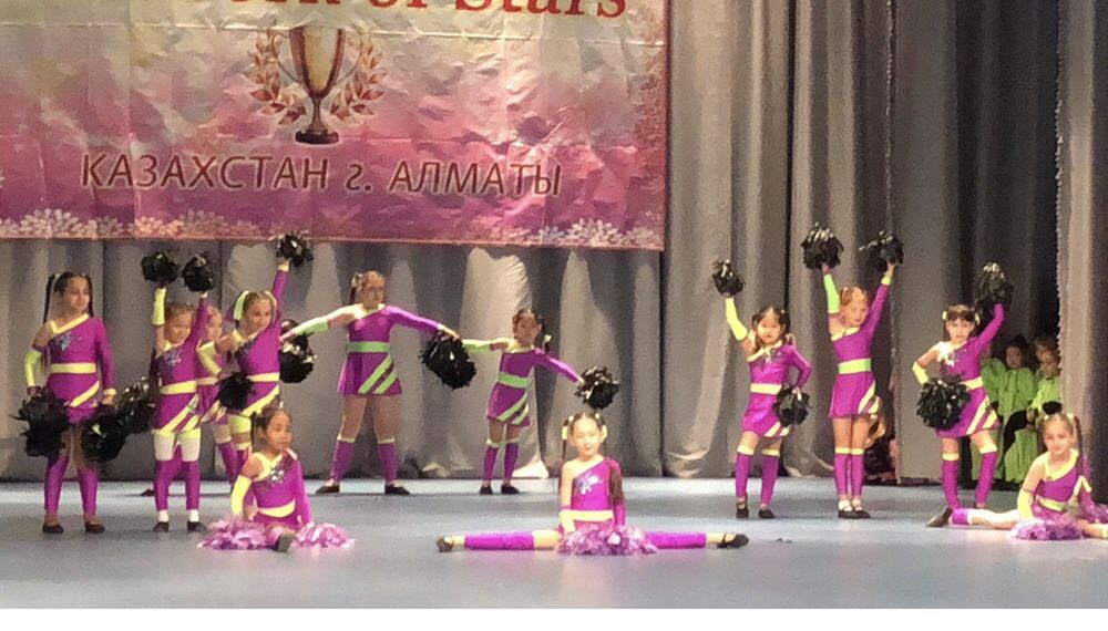 Танцевальный костюм на девочку 6-8лет