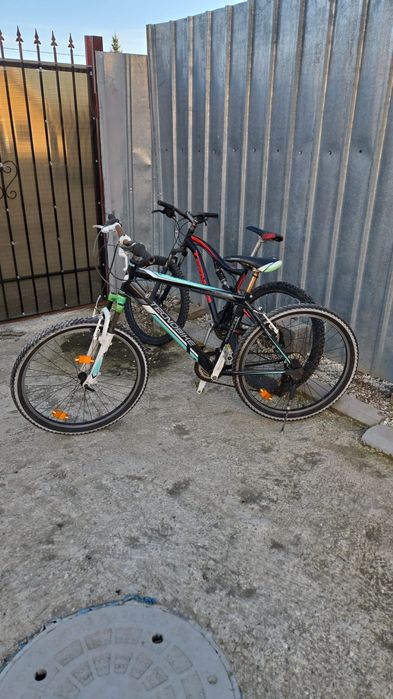 Vând biciclete second hand la preturi accesibile. Preturile incep  de la 300 lei info la tel 0756540521 sau 0742193033