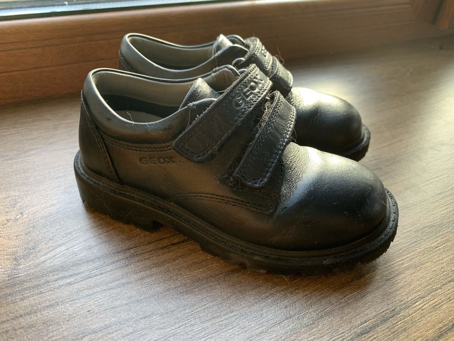 Pantofi eleganti piele Geox 26