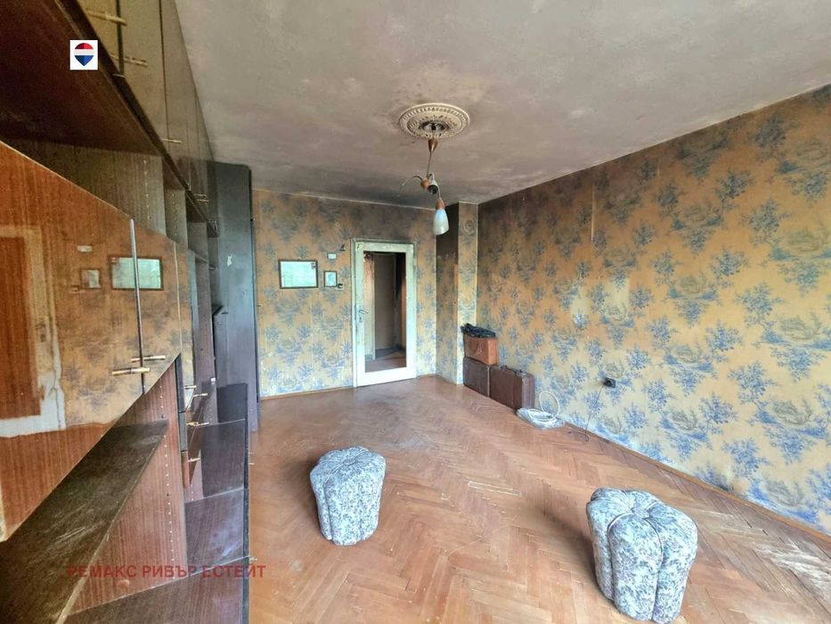 Тристаен апартамент за продажба кв. Възраждане