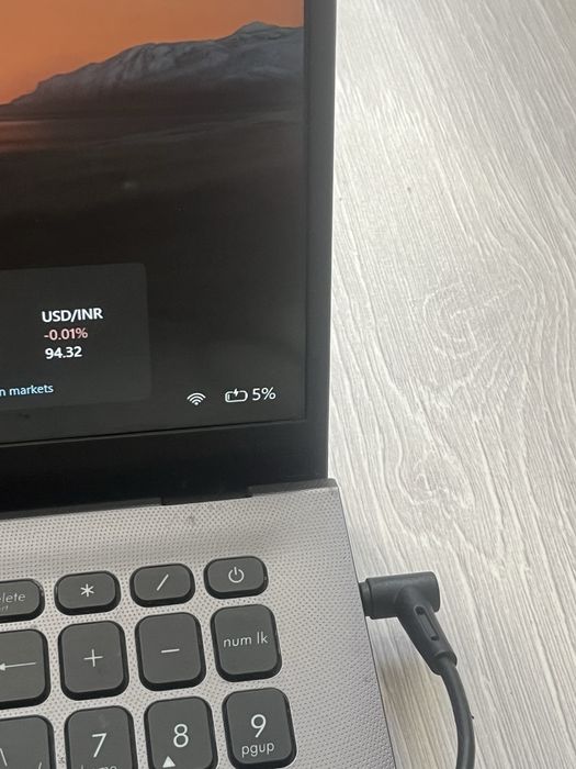 Продам ноутбук буу