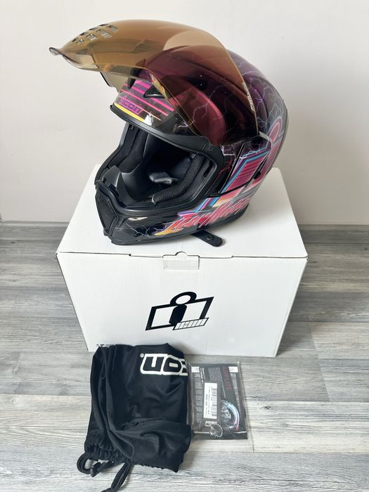 Каска ICON Hyperlite Synthwave - M размер