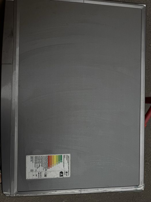 Продам стиральную машину LG