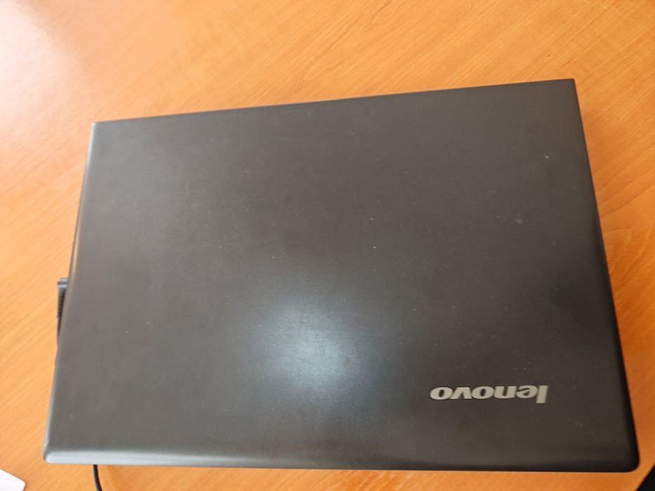 Laptop Lenovo procesor I5, SSD