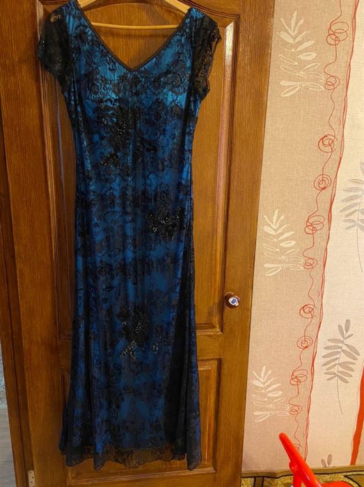 Шикарное вечернее платье