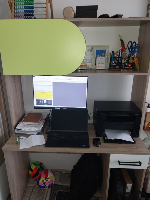 Детски двуетажни легла с обзавеждане!