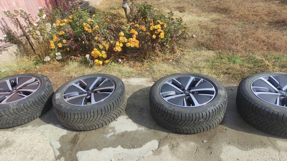 Колеса в комплекте, шины, Lixiang