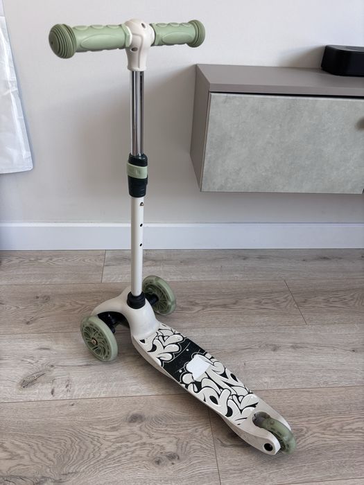 Самокат трехколесный Kreiss