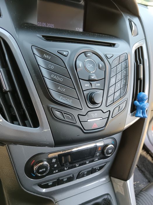 Mașină de vânzare stare foarte bună fără nici un fel de probleme