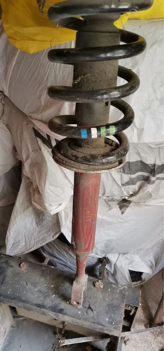 Пружини+Амортисьори за Ауди А4 Б7 2.0 тди 170 коня 2007 г