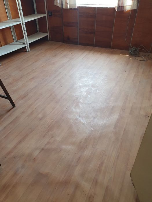 Офиси до ЖП гара