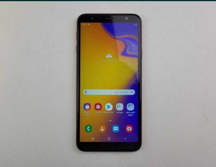 Samsung j6+ 32ГБ