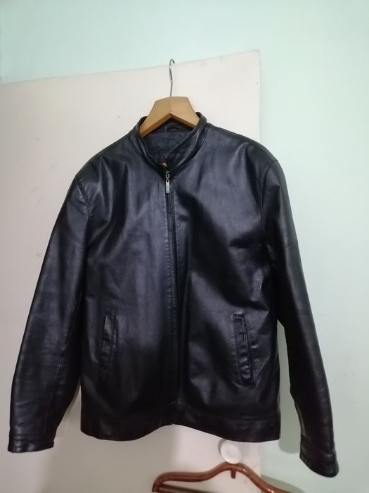 Продам фирменные кожаные куртки.