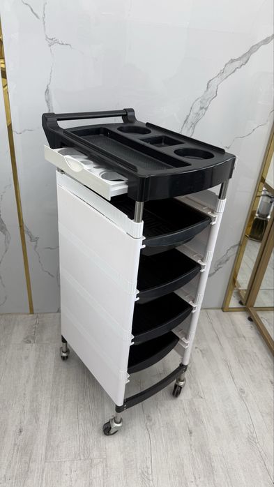 Помощник для парикмахера