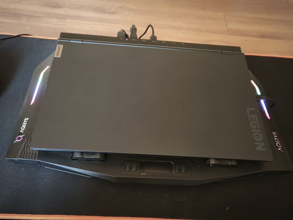 Vand Laptop Gaming Lenovo Legion 5 (RTX 3060, 32GB RAM, 1TB) + Accesorii