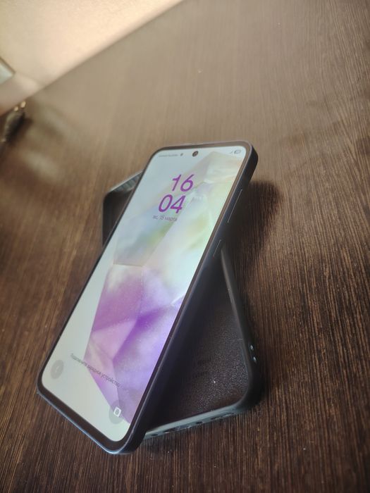 Продам samsung А35 2025г.