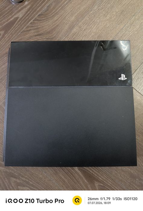 Sony PlayStation 4 (fat)