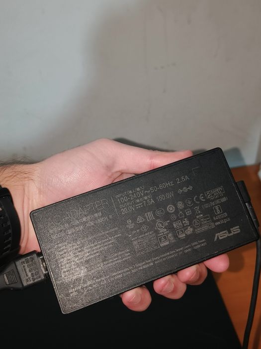 Laptop Gaming ASUS FX505DT Ryzen 5 3550H 16Gb RAM GTX 1650 256Gb SSD