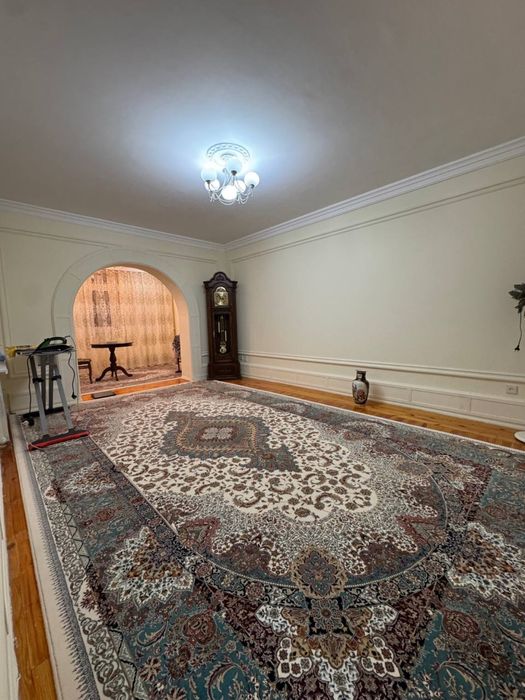 Сдаеться своя 4 комнатная квартира госпитальный рынок